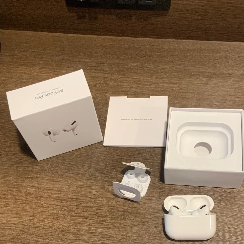 Apple AirPods Pro with Charging Case - White